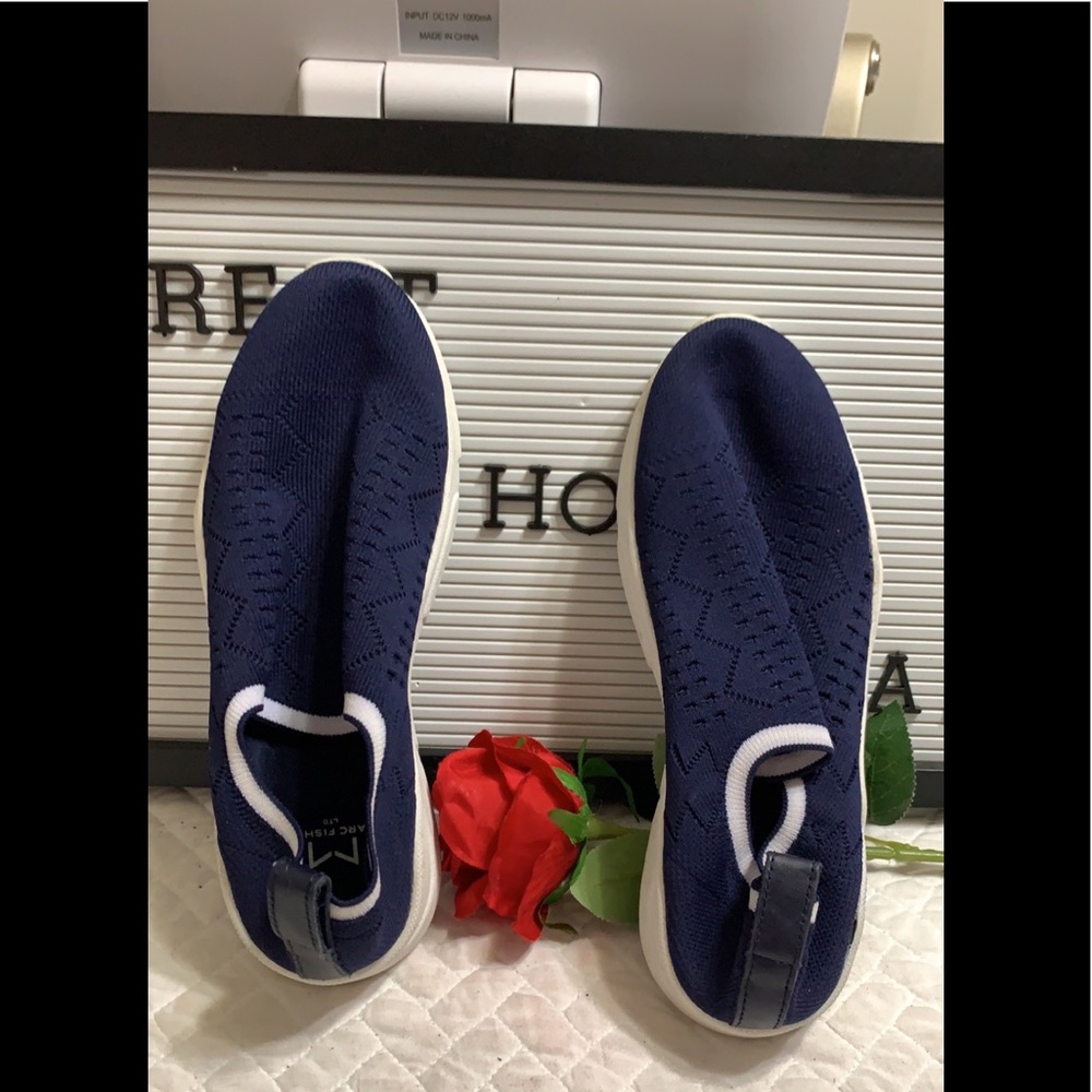 Brand New  Marc Fisher Women’s Karri Knit Slip-on Sneakers - Picture 3 of 5